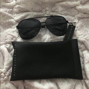 Quay Vivienne Sunglasses in Black Smoke